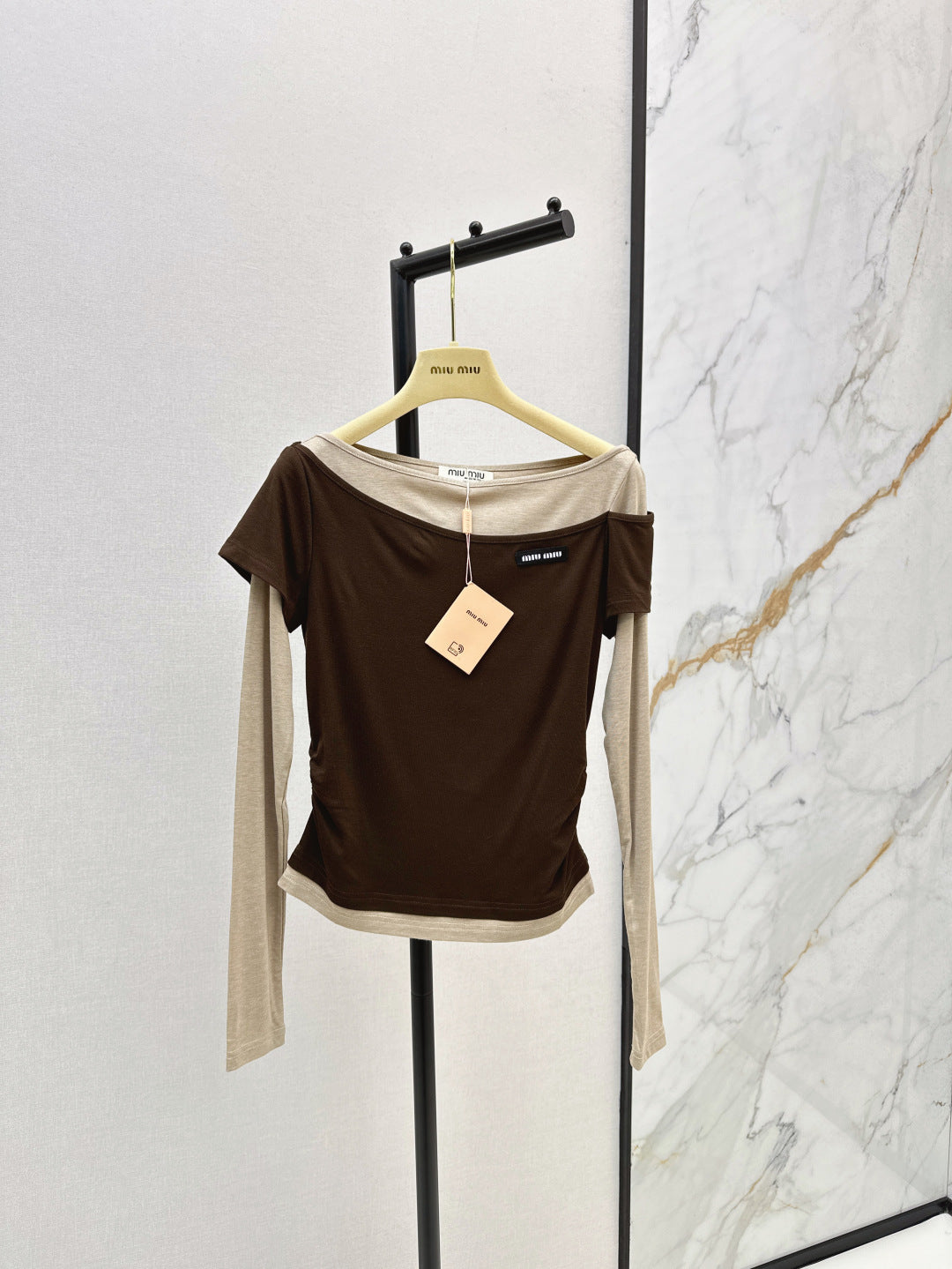 25fw off-shoulder shirt