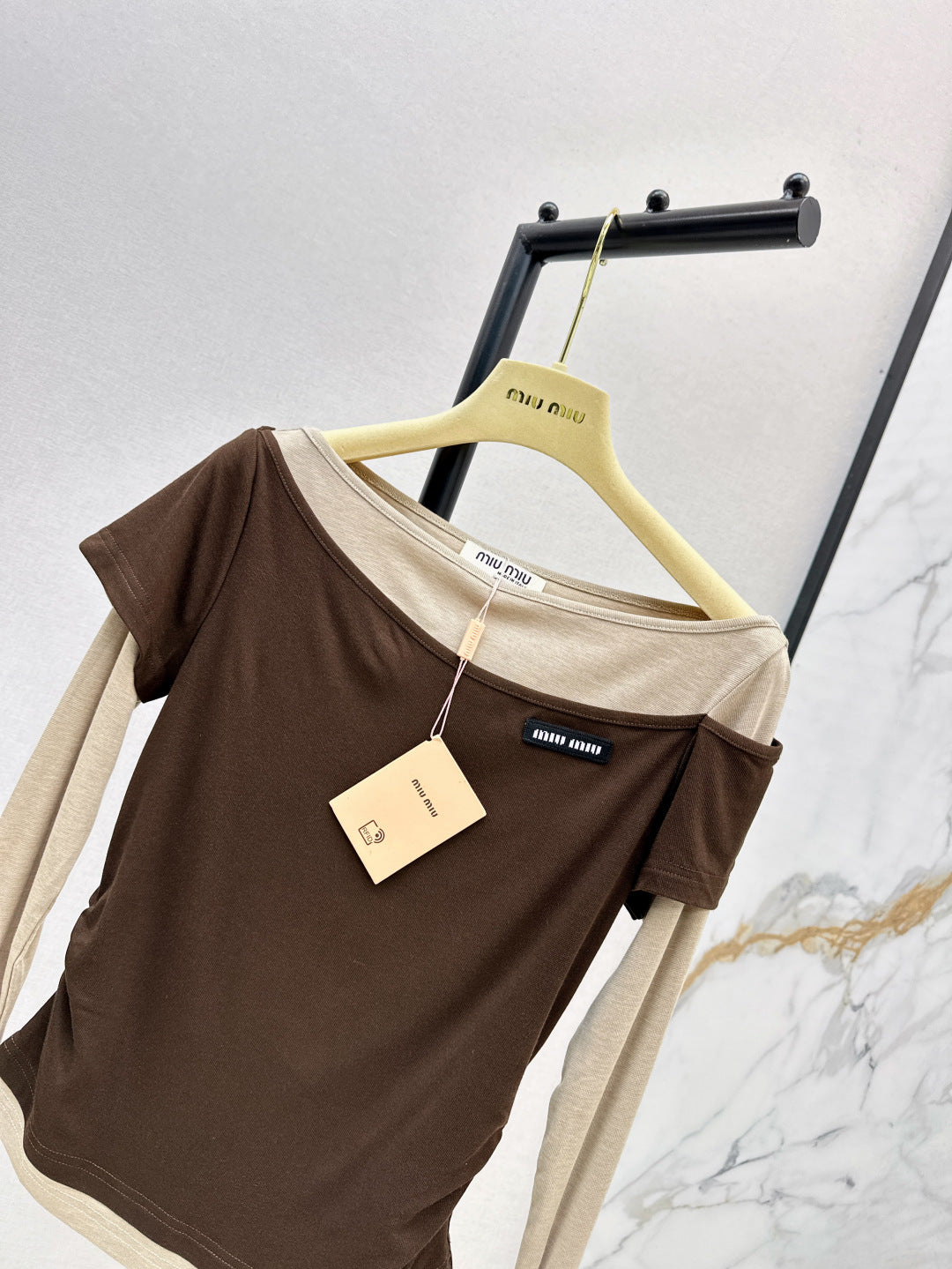 25fw off-shoulder shirt