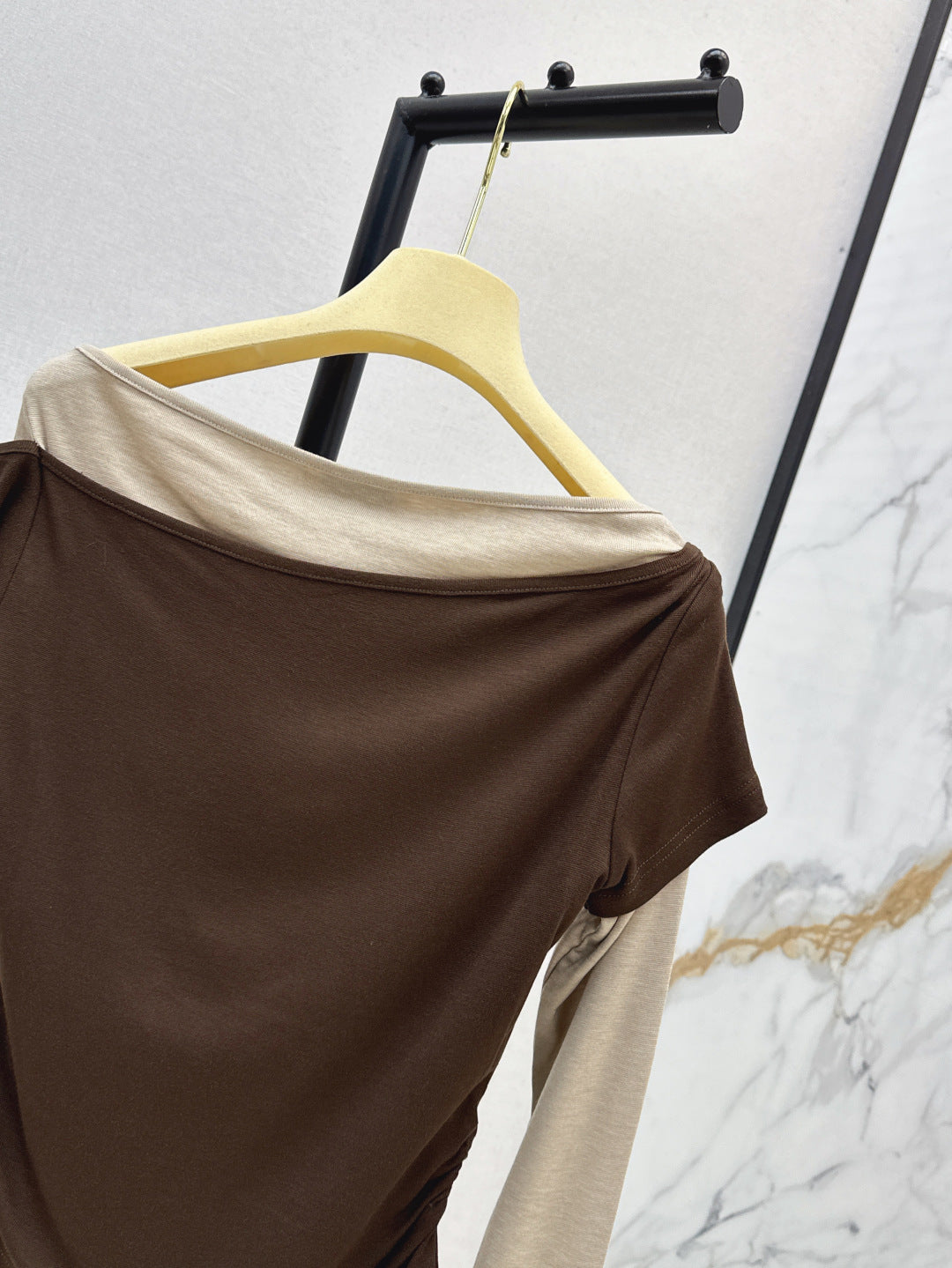 25fw off-shoulder shirt