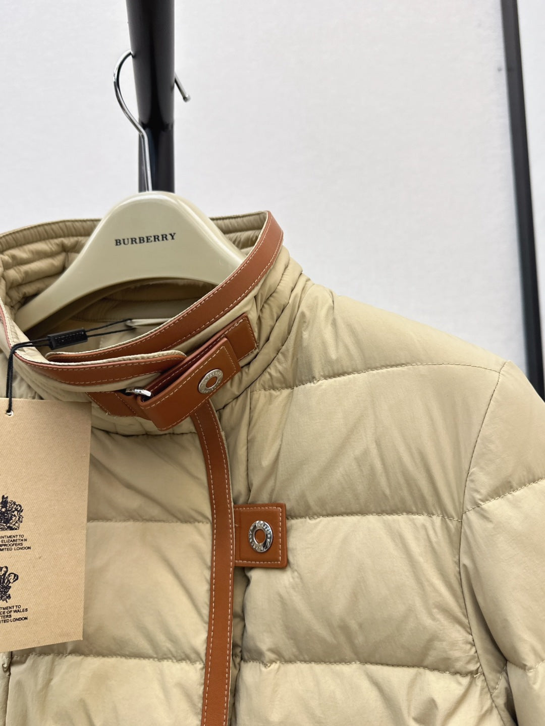 Bur 25fw down jacket