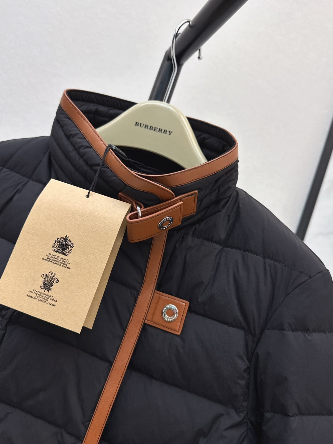 Bur 25fw down jacket