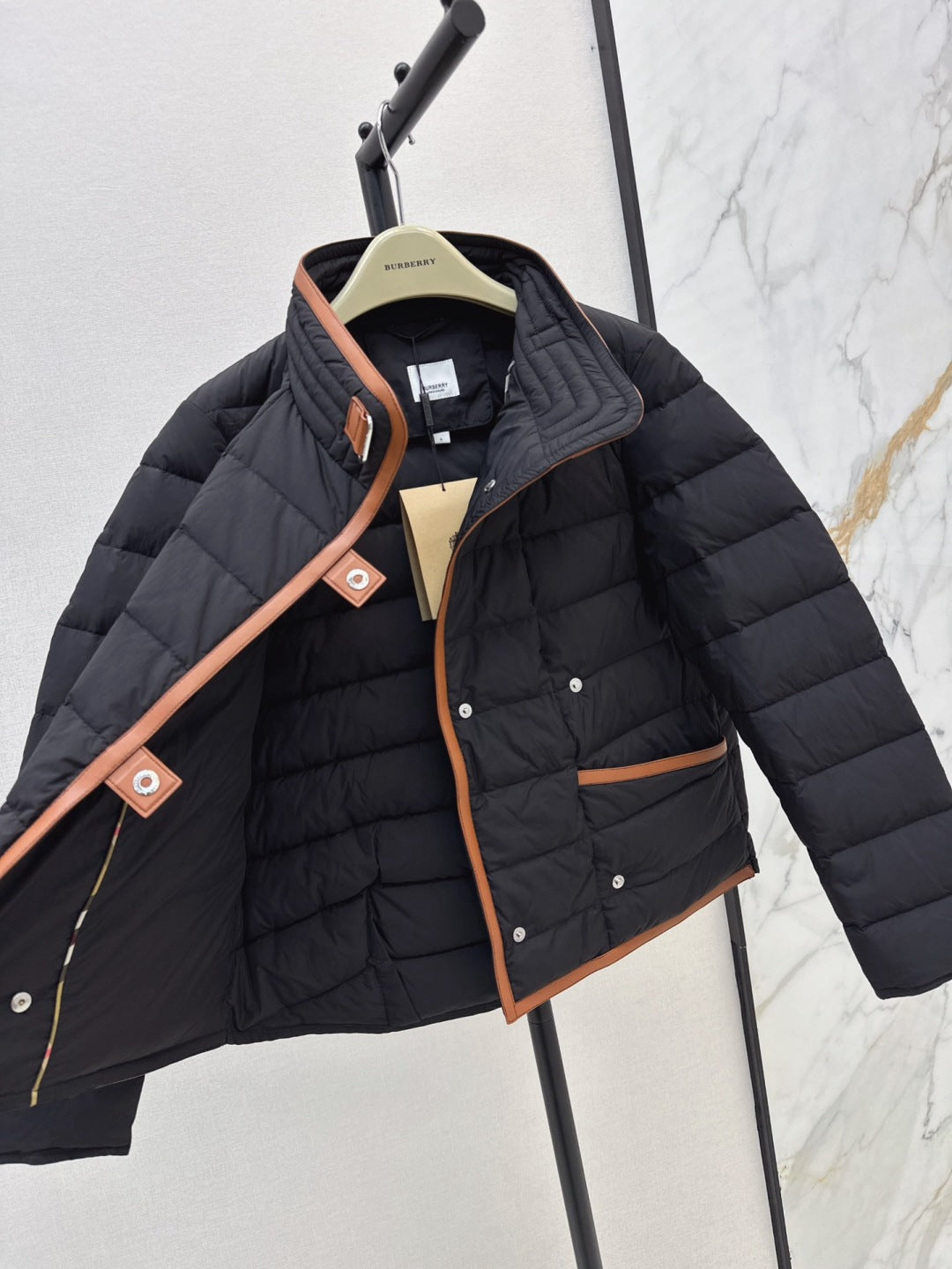 Bur 25fw down jacket