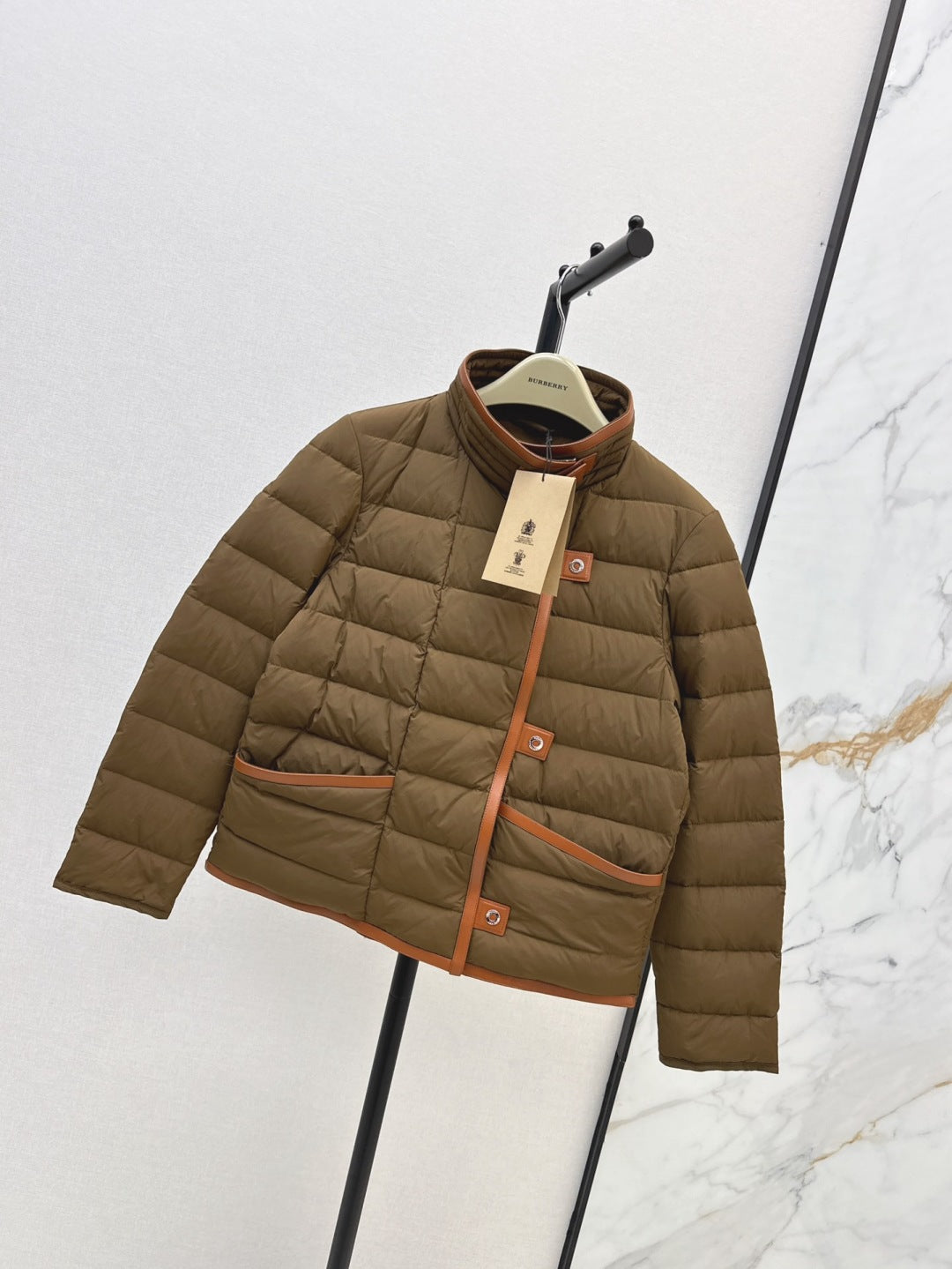 Bur 25fw down jacket