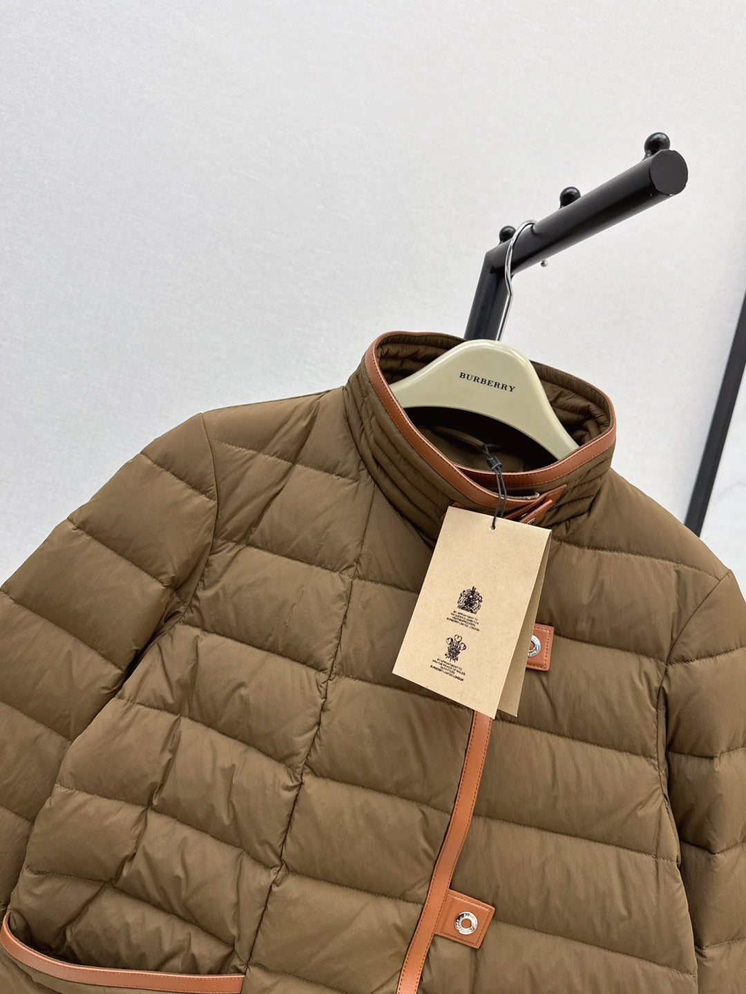 Bur 25fw down jacket