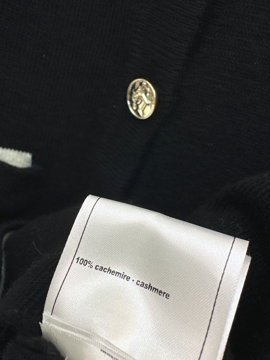 25fw knitted cardigan