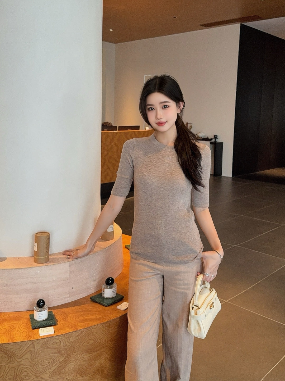 25fw knitted sweater