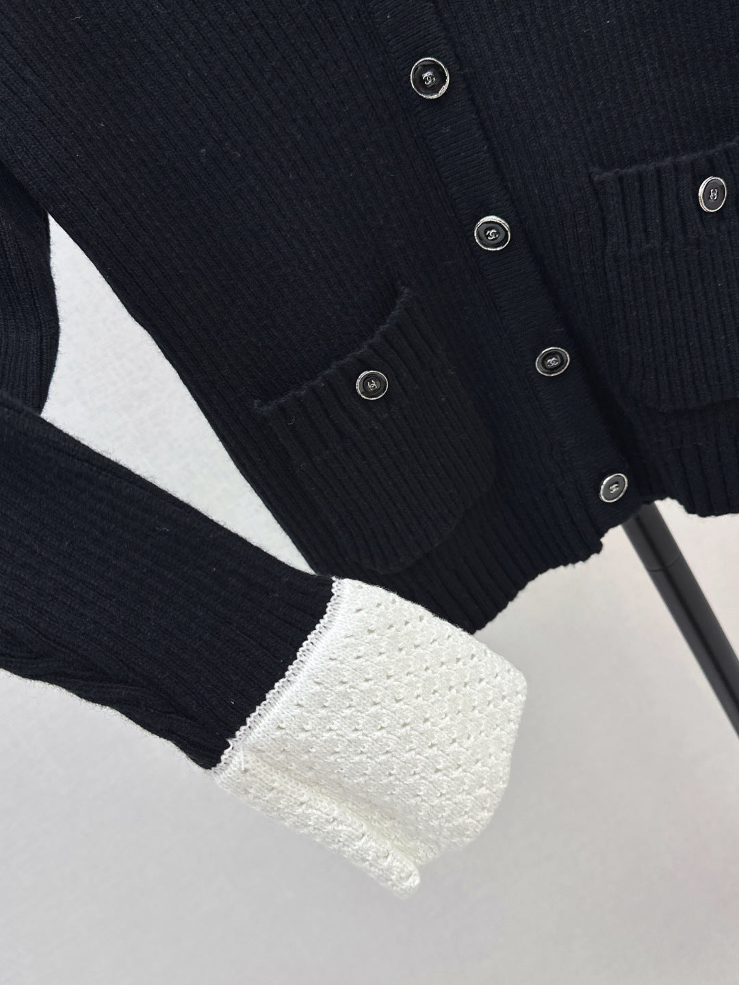 25fw knitted cardigan