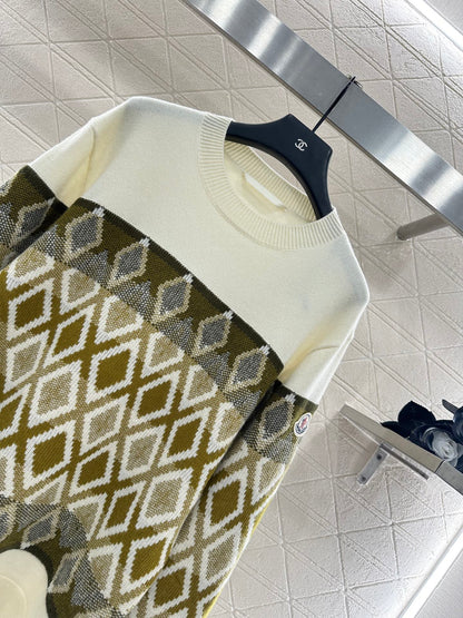 25 New Arrivals Knitted Sweaters