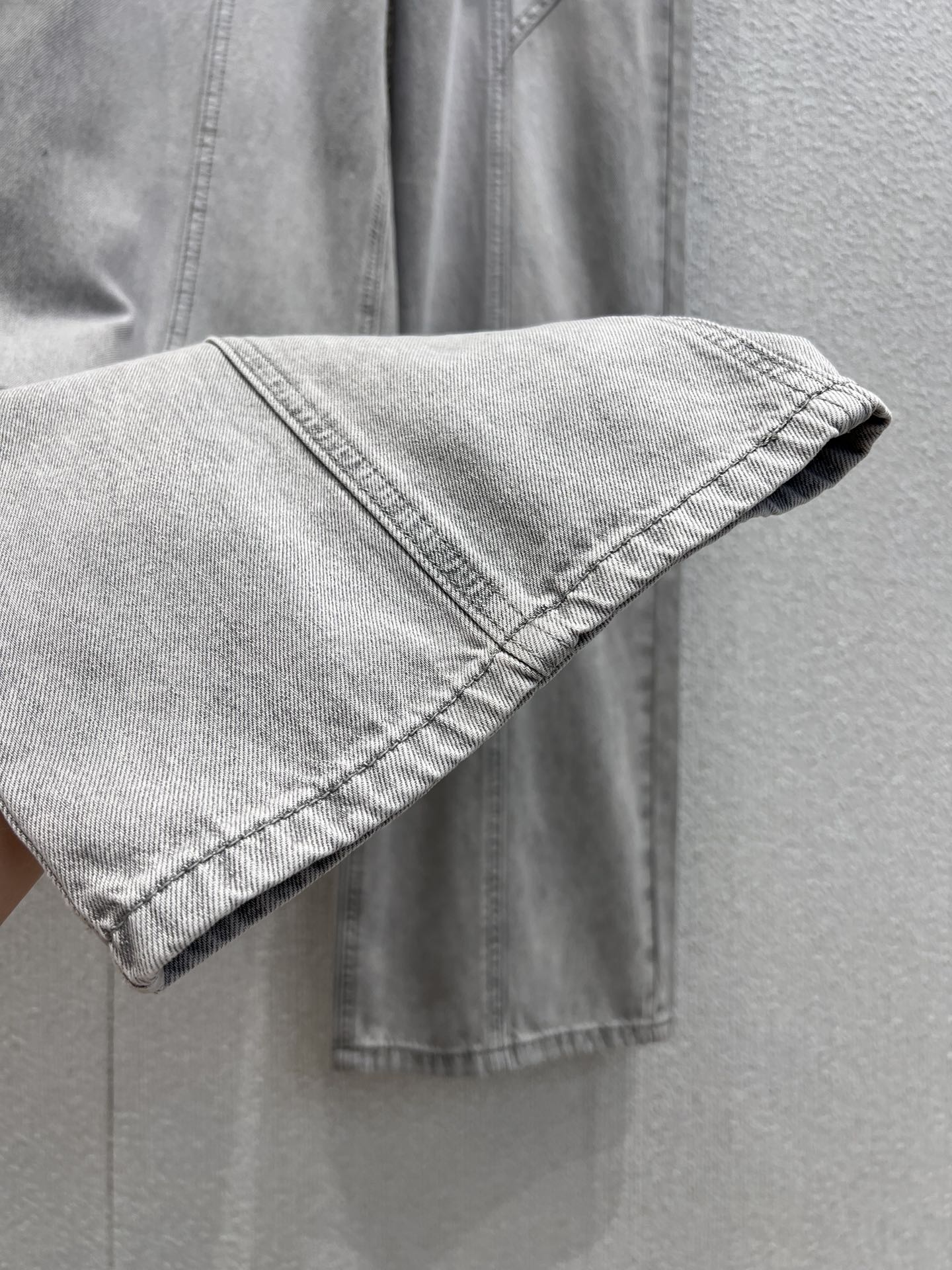 25ss embroidered jeans