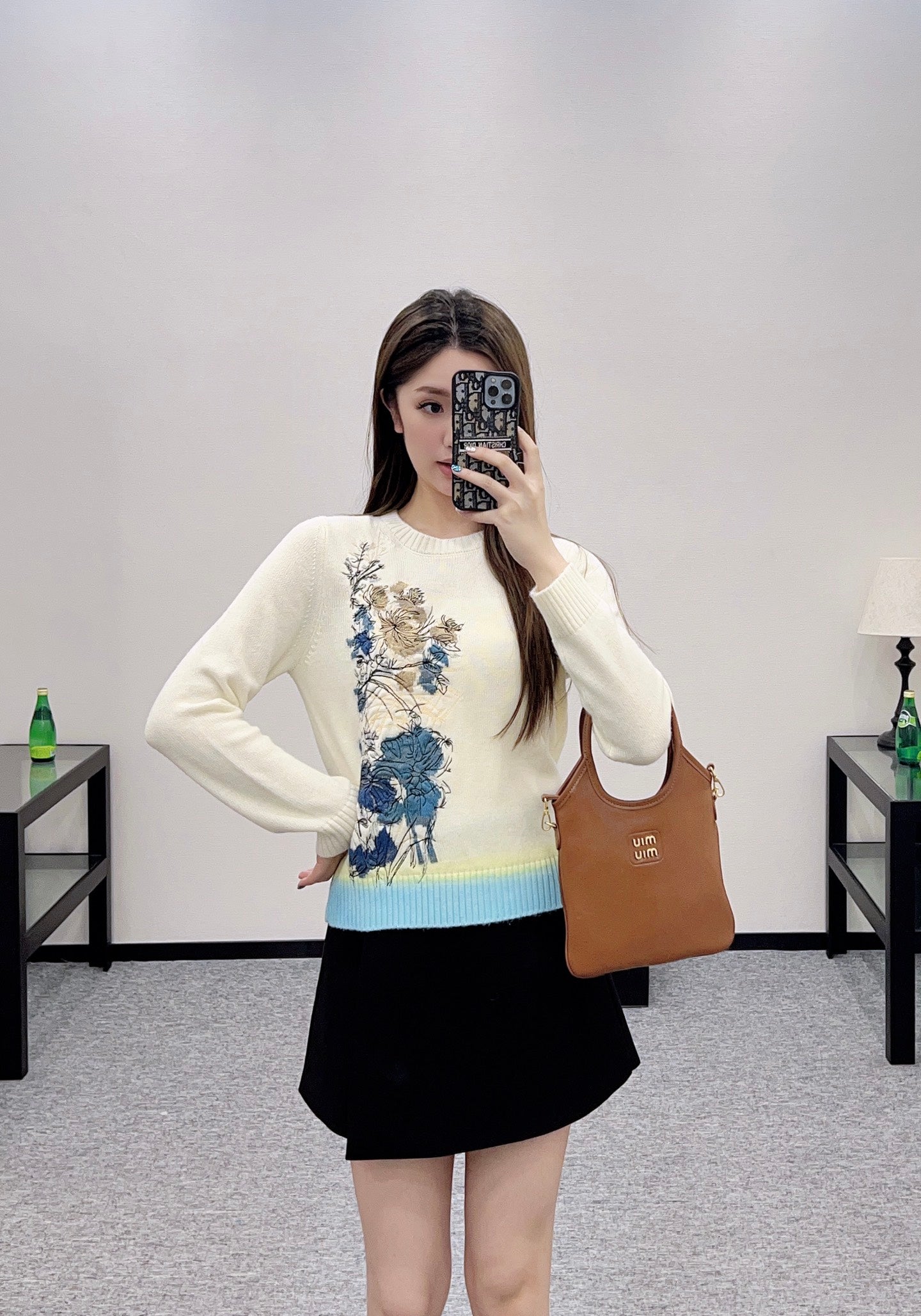 25 New Arrival Embroidered Sweater