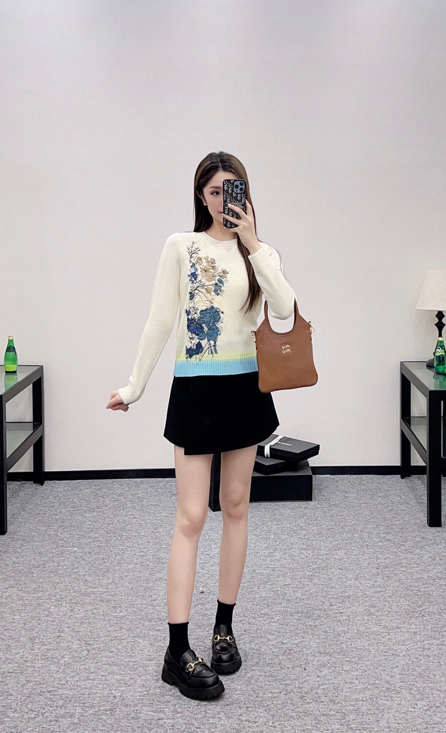 25 New Arrival Embroidered Sweater