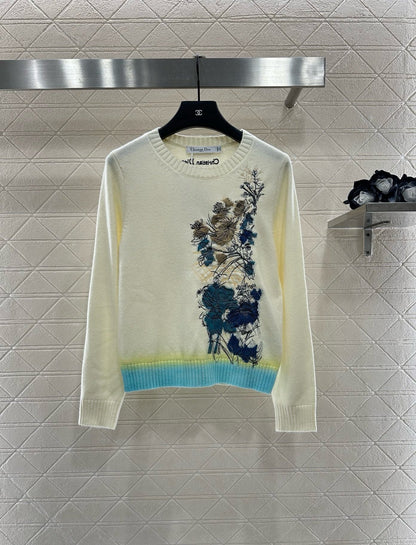 25 New Arrival Embroidered Sweater