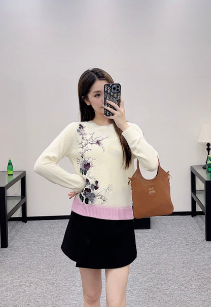 25 New Arrival Embroidered Sweater