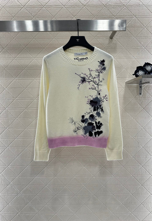 25 New Arrival Embroidered Sweater