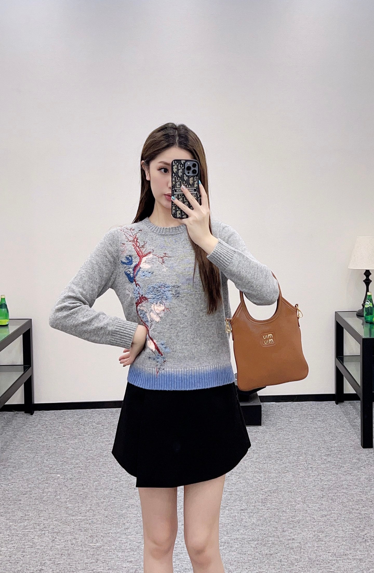 25 New Arrival Embroidered Sweater