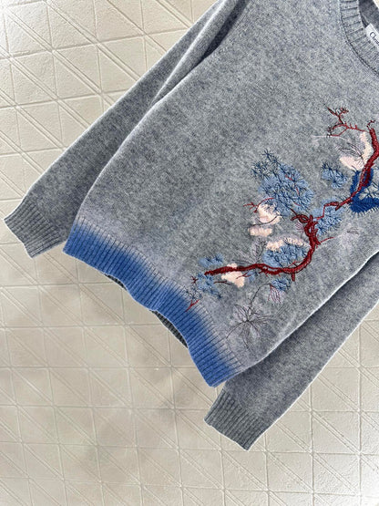 25 New Arrival Embroidered Sweater