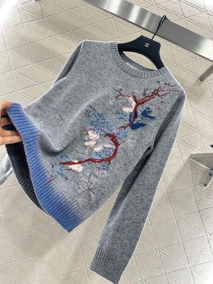 25 New Arrival Embroidered Sweater