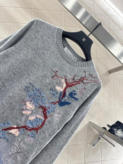 25 New Arrival Embroidered Sweater