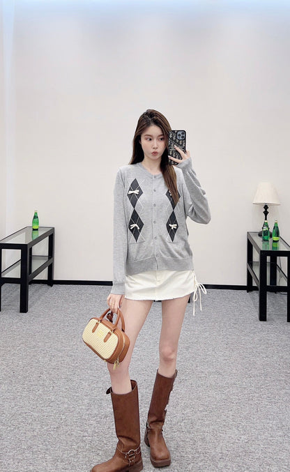 25 New Arrivals Knitted Cardigan