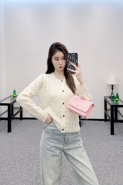 25 New Arrival Knitted Cardigan