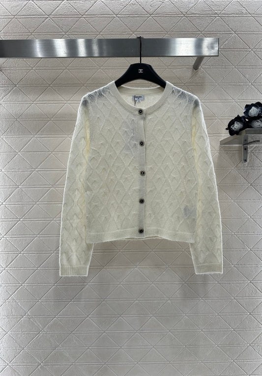 25 New Arrival Knitted Cardigan