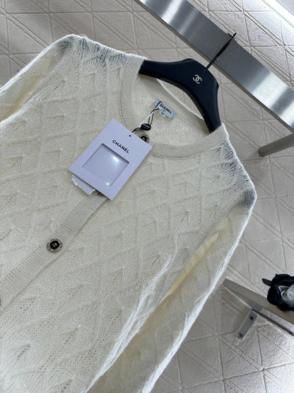 25 New Arrival Knitted Cardigan