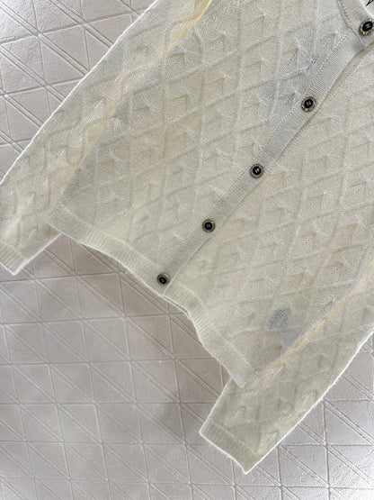 25 New Arrival Knitted Cardigan