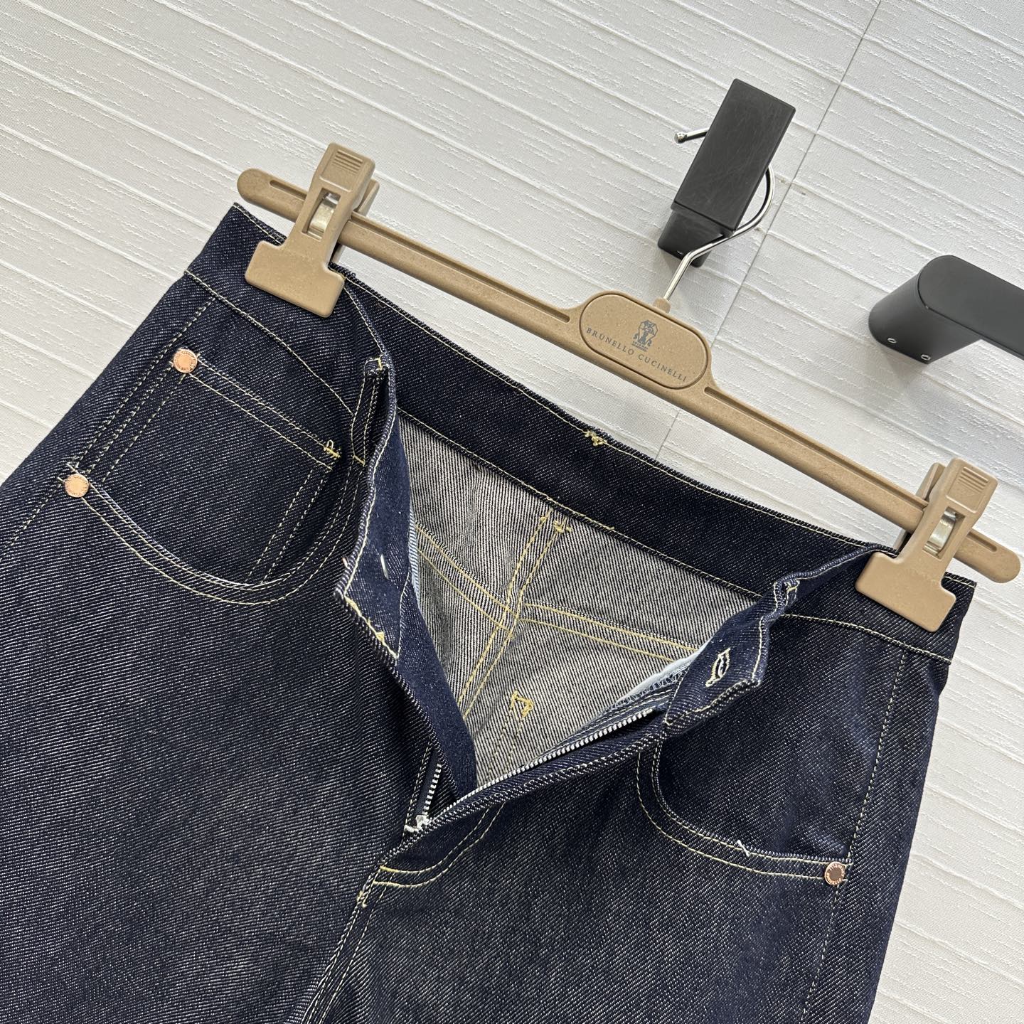 25fw spilt jeans