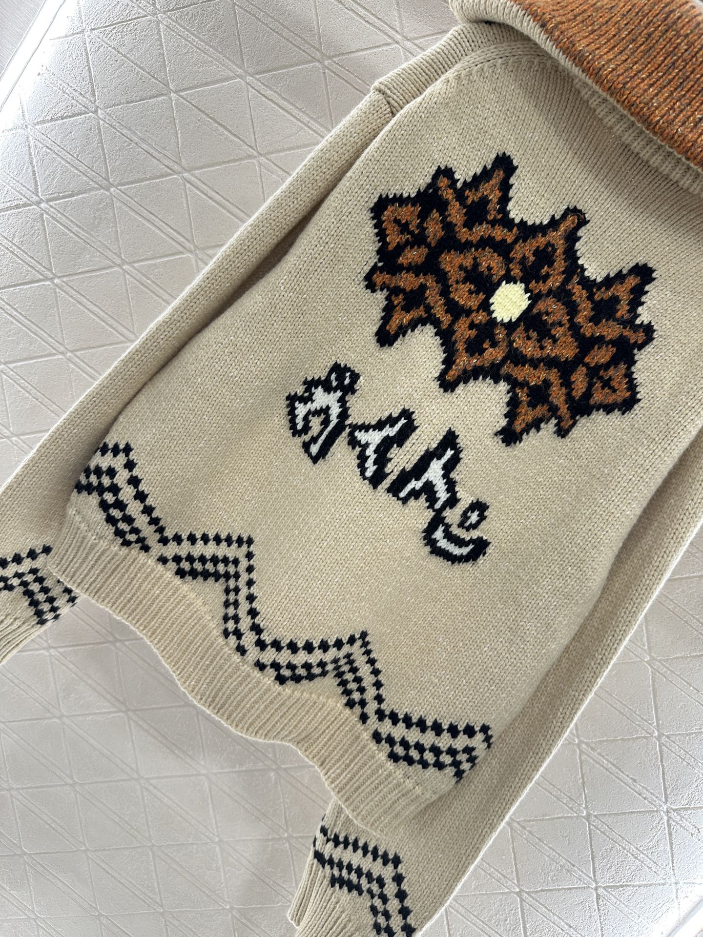 25fw Large lapel zip-up sweater jacket