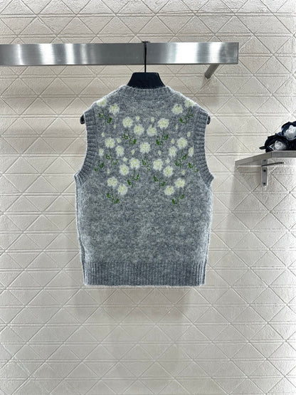 25fw 3D Crochet Knitted Vest