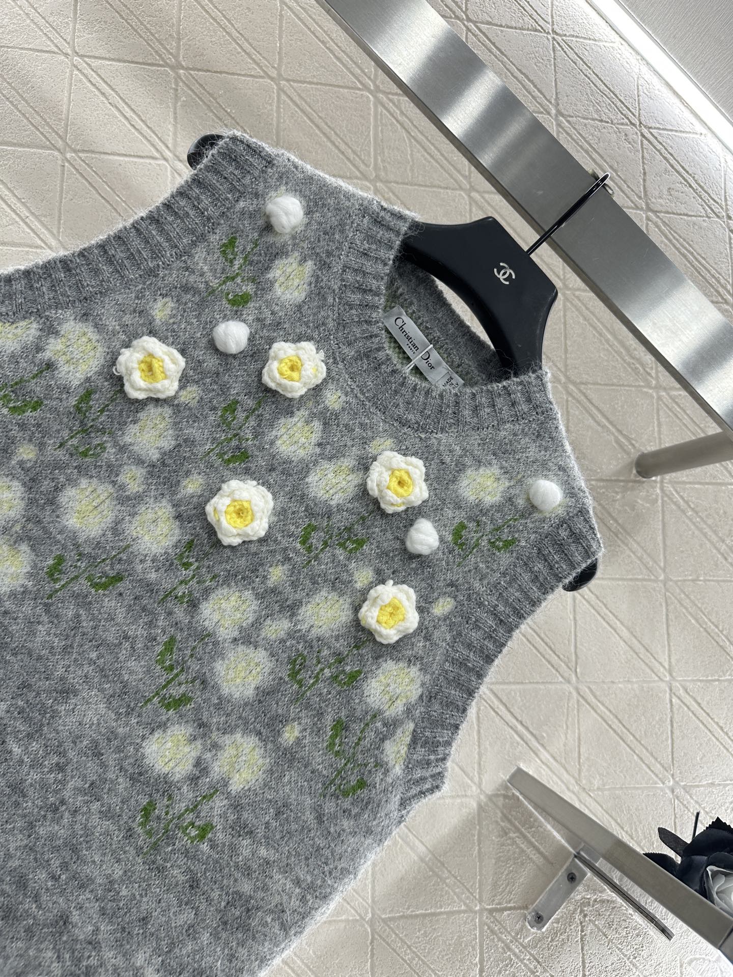 25fw 3D Crochet Knitted Vest