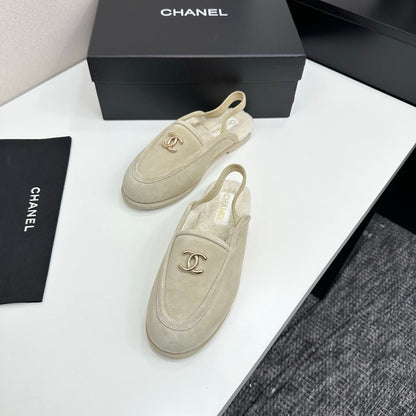 25 Casual suede slippers with fleece lining