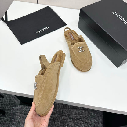 25 Casual suede slippers with fleece lining