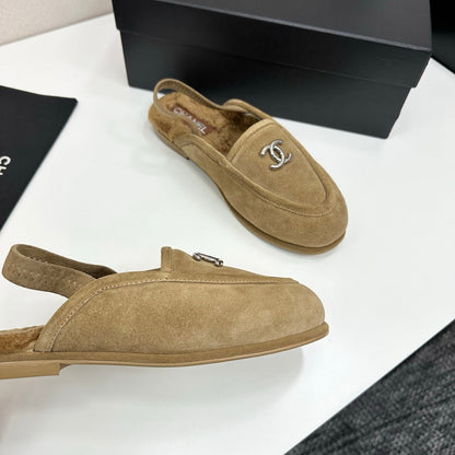 25 Casual suede slippers with fleece lining