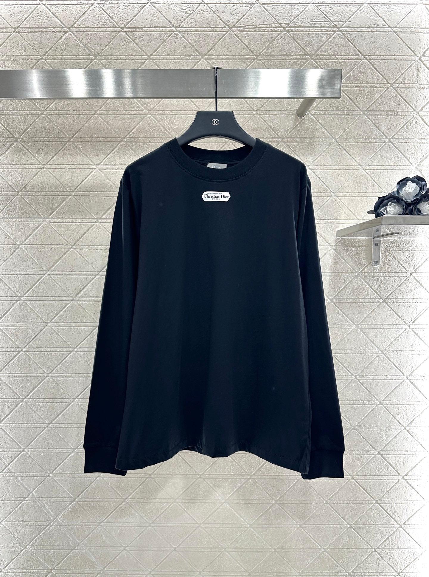 25 Crew Neck Long Sleeve