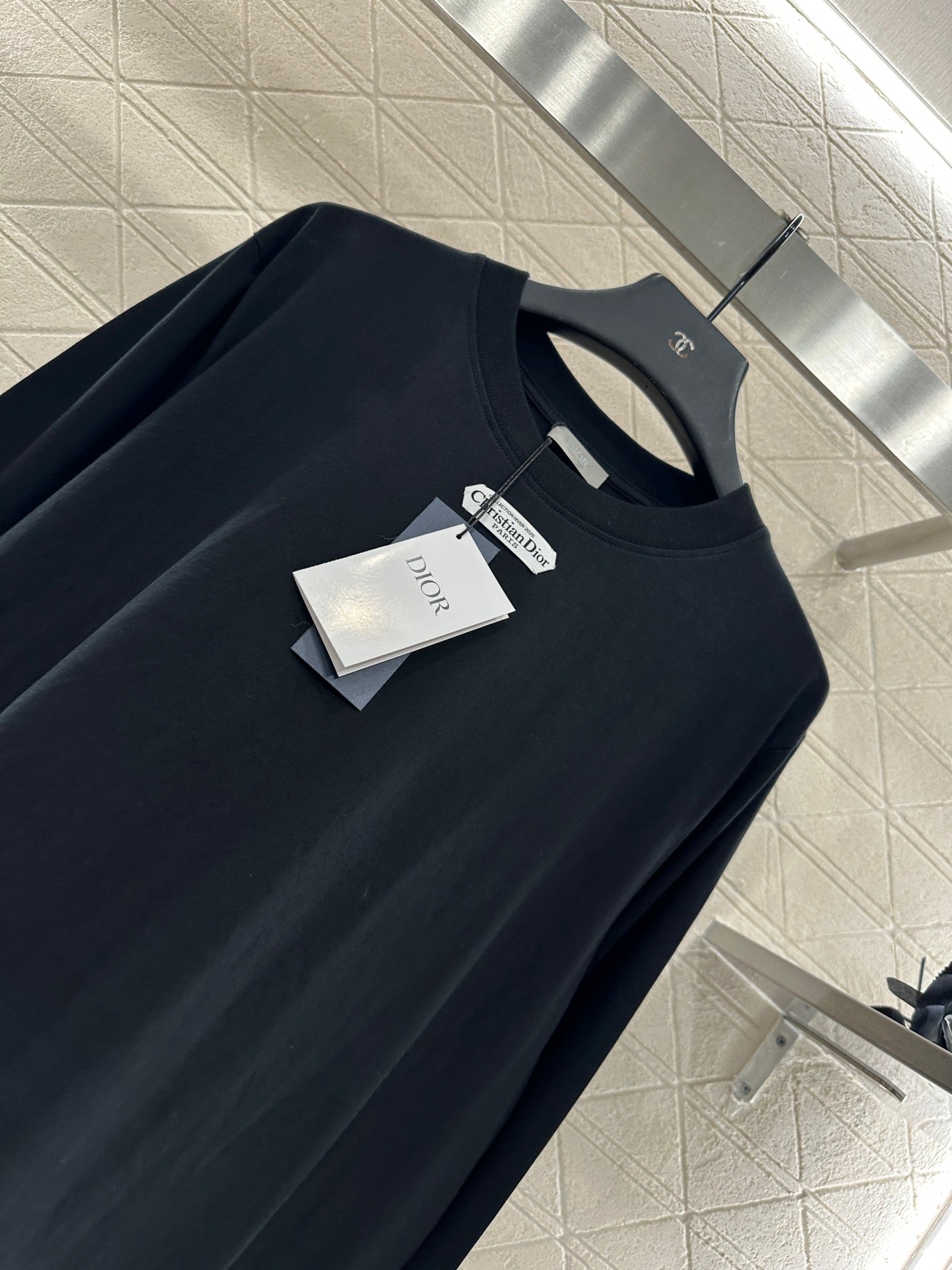 25 Crew Neck Long Sleeve