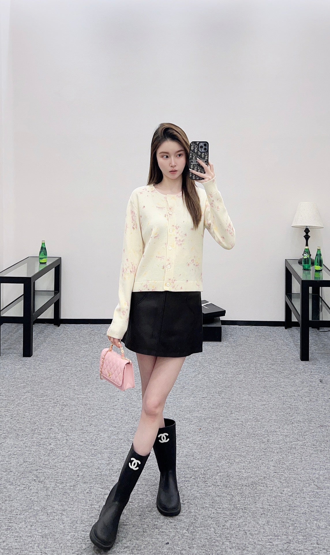 25 Floral light yellow knitted cardigan