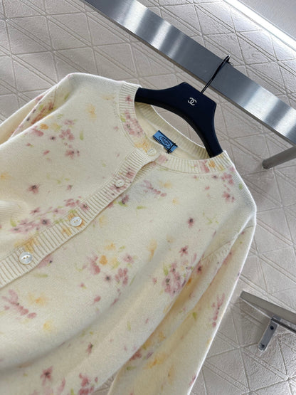 25 Floral light yellow knitted cardigan