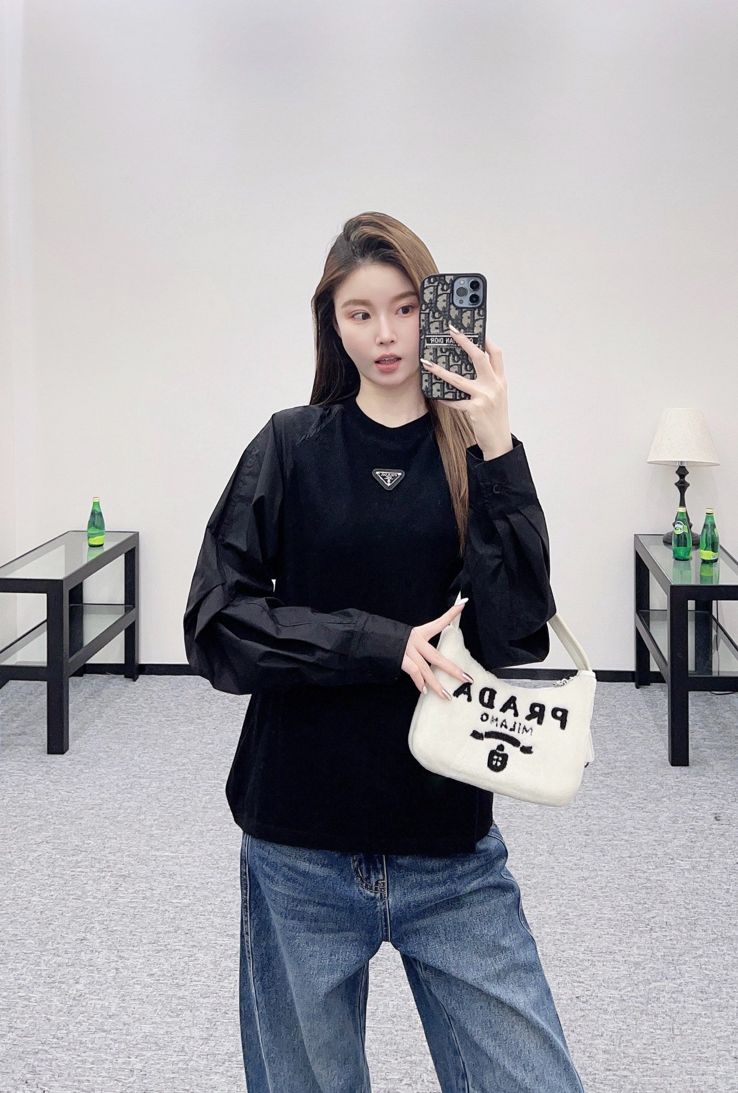 25 Crew neck paneled long-sleeved top