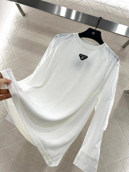 25 Crew neck paneled long-sleeved top