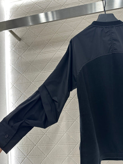 25 Crew neck paneled long-sleeved top