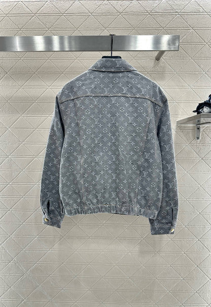 25 Denim jacquard jacket and skirt suit