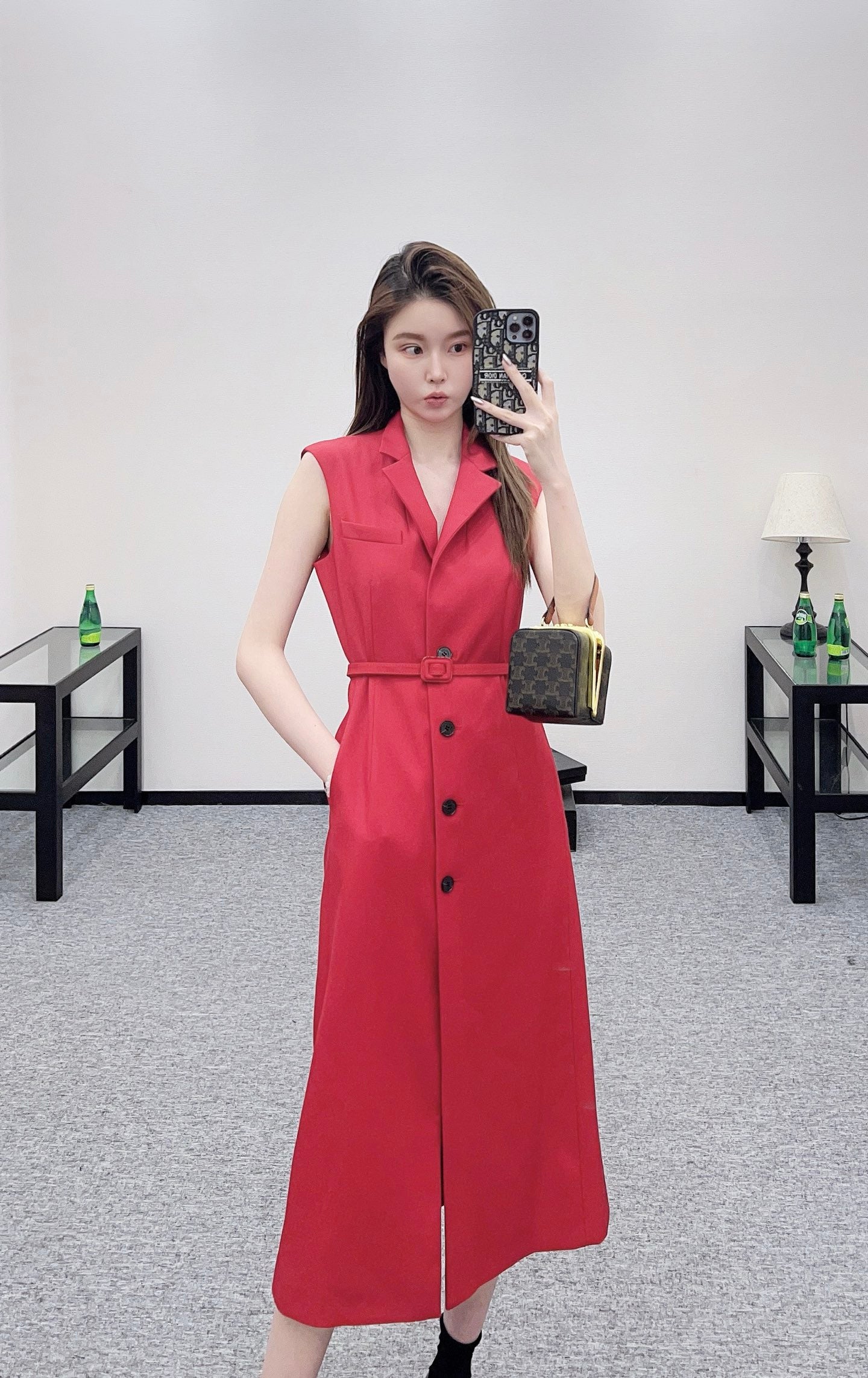 25 Belted vest dress(black/red)