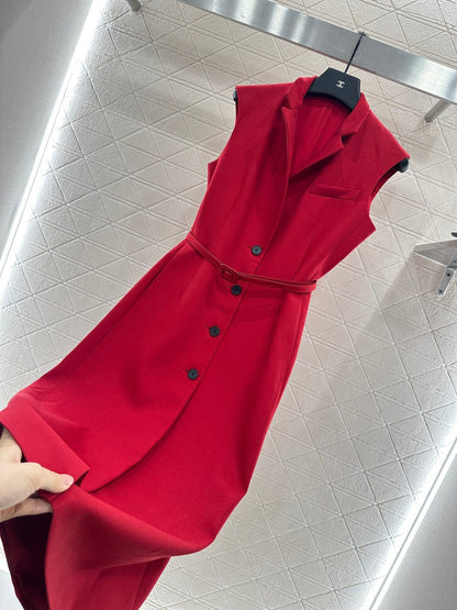 25 Belted vest dress(black/red)