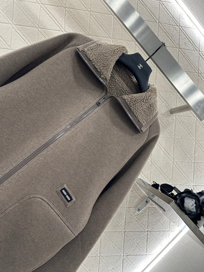 25fw Plush zip-up jacket