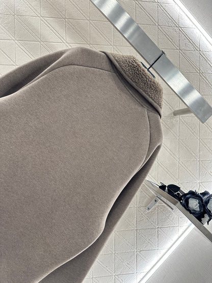 25fw Plush zip-up jacket