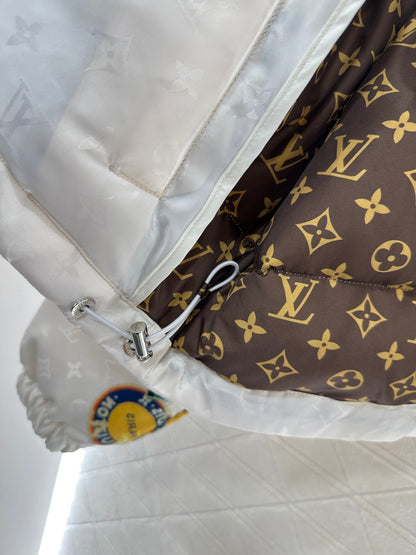 25fw Hooded badge down jacket