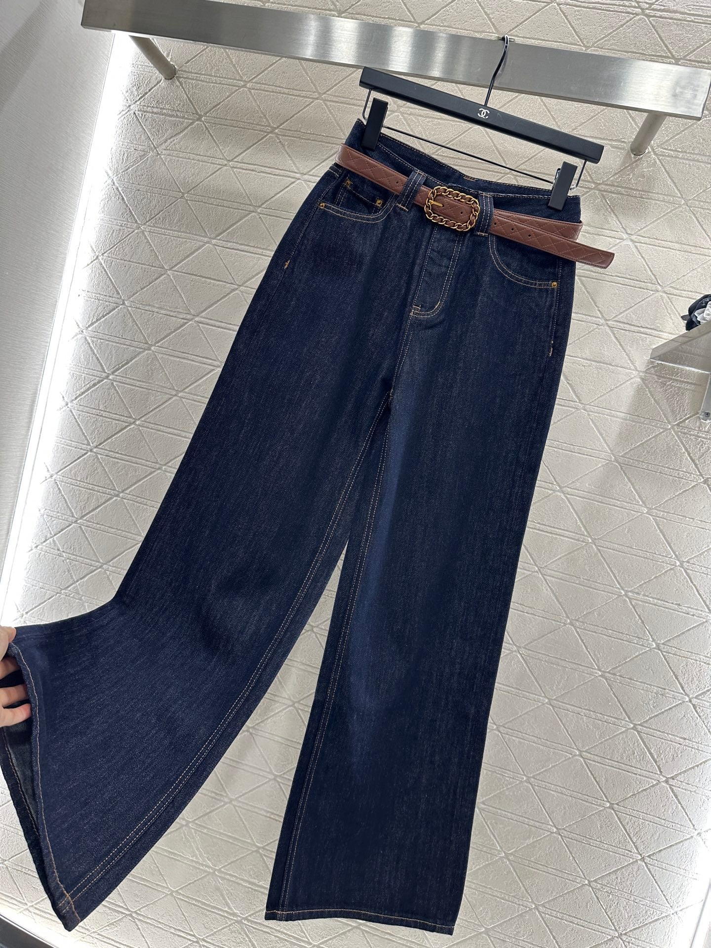 25fw Belted denim straight-leg trousers