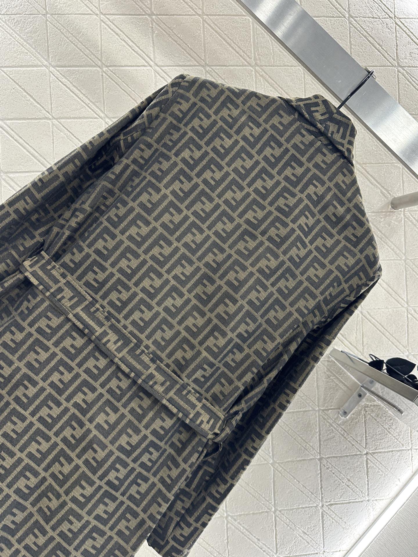 25fw jacquard belted coat