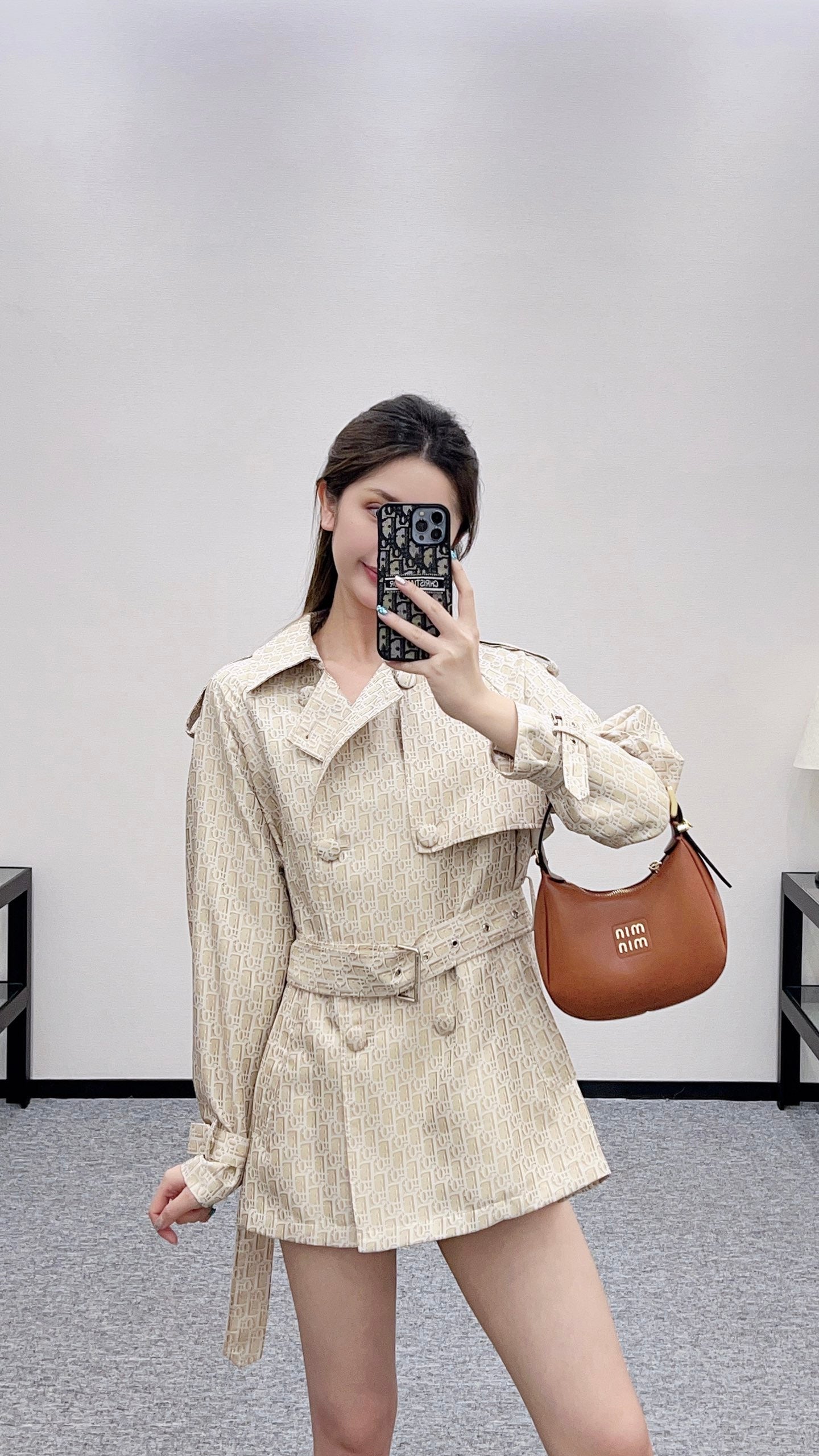 25fw Cape double breasted windbreaker